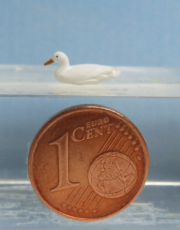 weiße Ente schwimmend ca. L 1,3 cm (1:43)