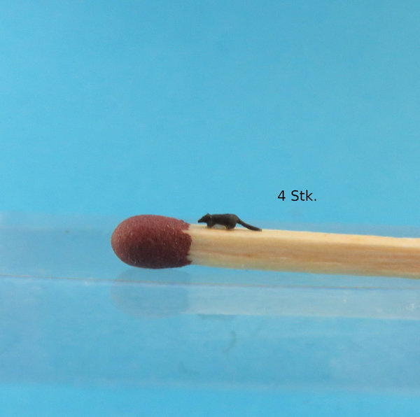 Ratten ca. 0,4 cm lang (1:120)