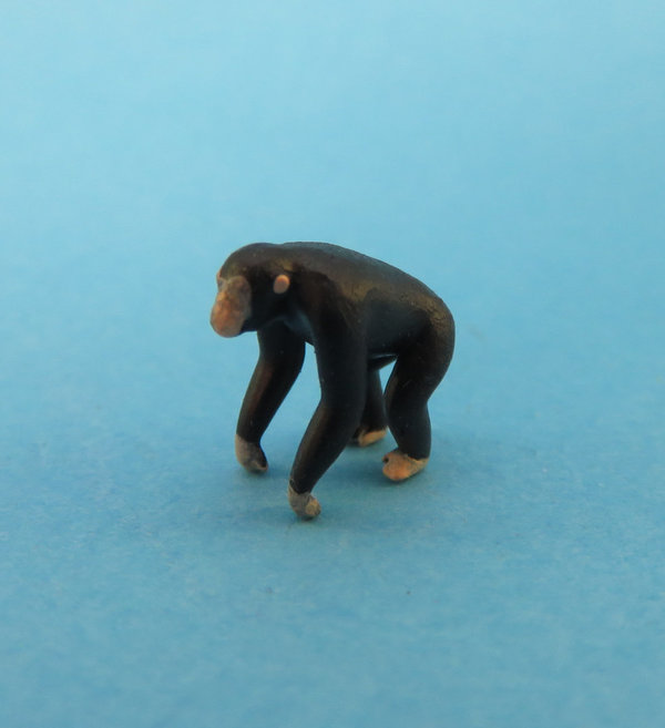 Schimpanse hockend feinbemalt (1:87)
